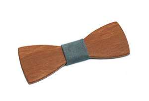 Dřevěný motýlek